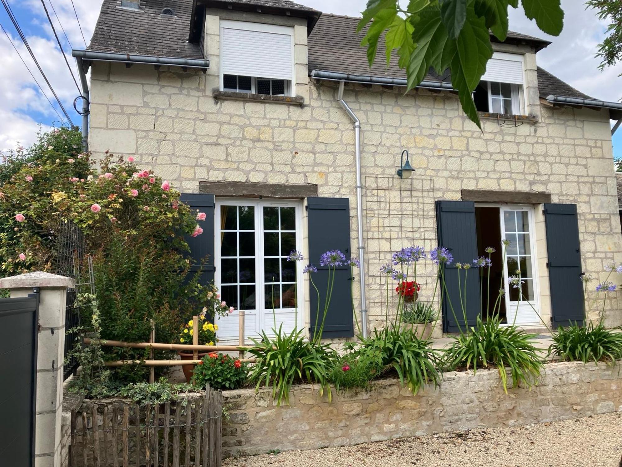 Chambre Chez Armelle Avoine Exterior photo